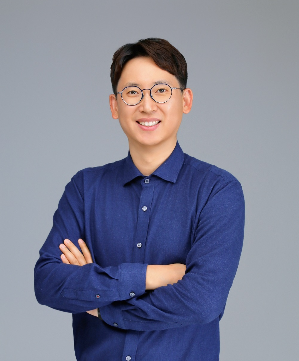 오진욱 사진